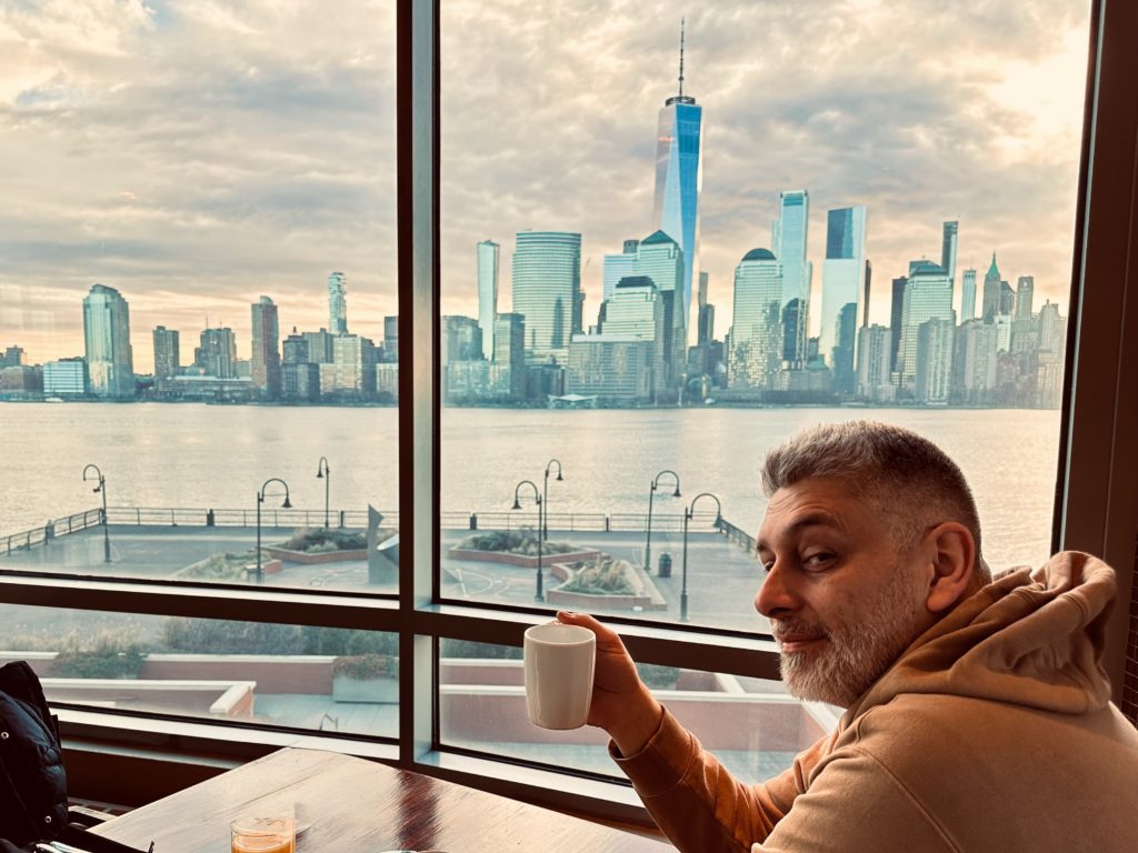 Breakfast in New York